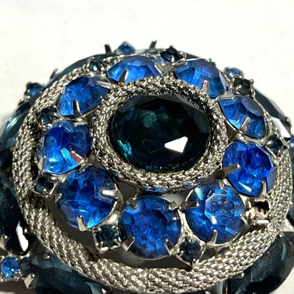 Vintage Delizza and Elster Tiered Blue Rhinestone and Mesh Brooch - Picture 2 of 7